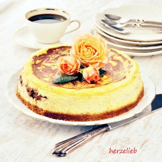 Rezeptbild: Käsekuchen - mit Schokolade nochmal so gut!