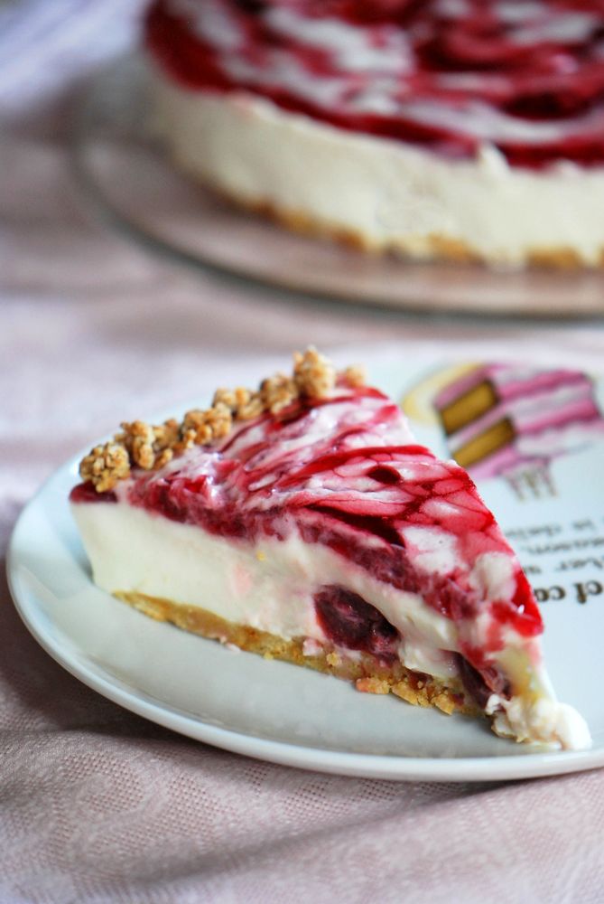 Rezeptbild: Kirsch-Buttermilch-Torte ohne Backen