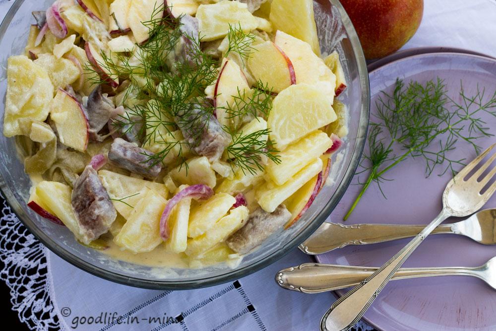 Rezeptbild: Matjes-Kartoffelsalat mit Blitzgurken
