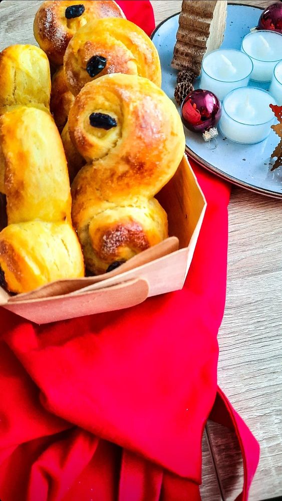 Rezeptbild: Lussekatter- schwedisches Hefegebäck
