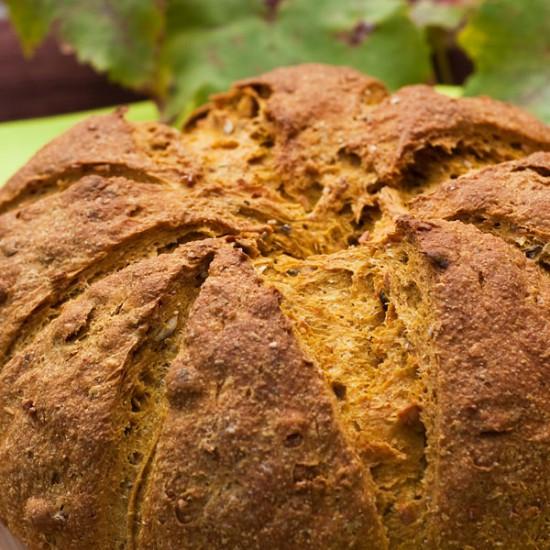 Rezeptbild: Kürbisbrot mit Kürbiskernen