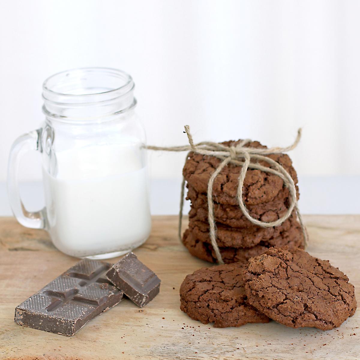 Rezeptbild: Doppel-Schokokekse