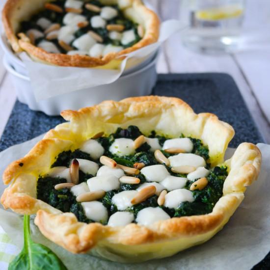 Rezeptbild: Kleine Spinat-Ziegenkäse-Tartes