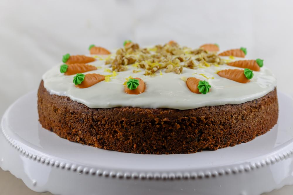 Rezeptbild: Der perfekte Carrot-Cake mit Zitronen-Frischkäse Frosting