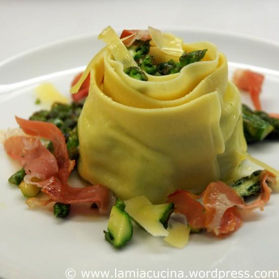 Rezeptbild: Cannelloni, gefüllt mit grünem Spargel