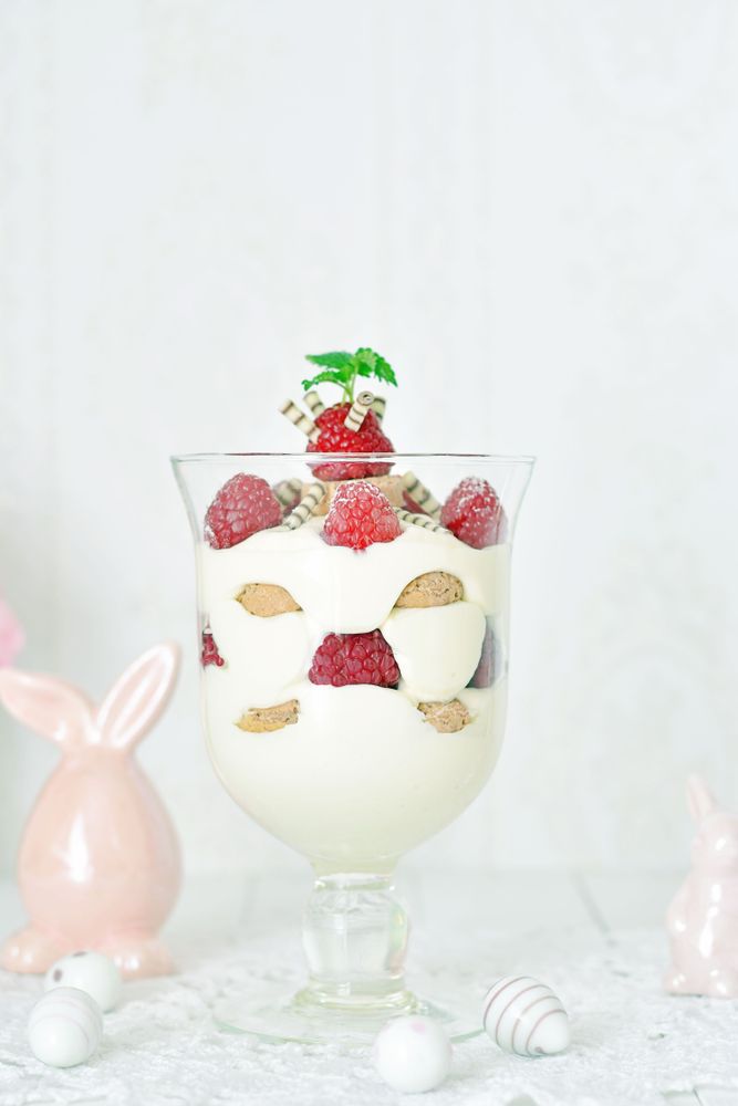 Rezeptbild: Ein einfaches Eierlikör-Dessert Rezept zu Ostern
