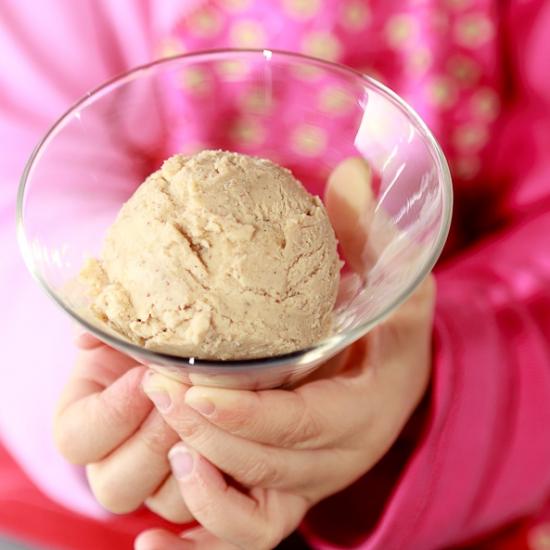 Rezeptbild: Haselnusseis