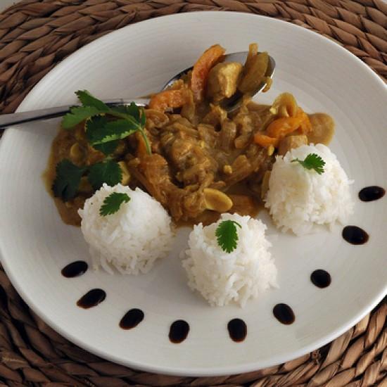 Rezeptbild: Thai Curry mit Ananas und Erdnuessen