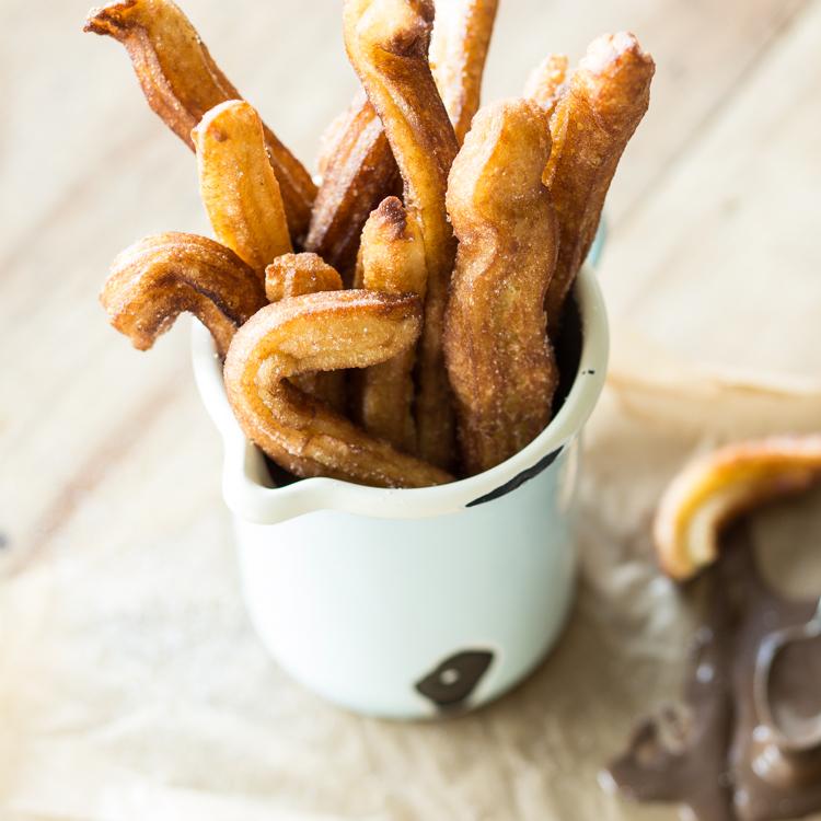 Rezeptbild: Churros mit Schokoladensauce