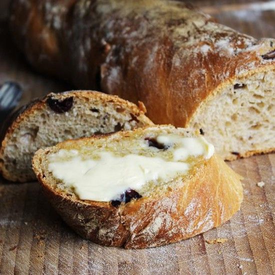 Rezeptbild: Wurzelbrot mit Oliven