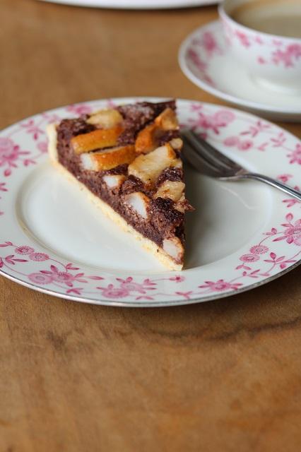 Rezeptbild: Birnentarte mit Kardamom und Schokolade
