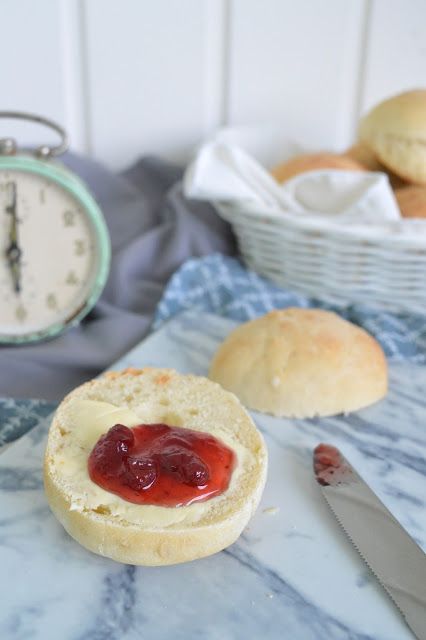 Rezeptbild: Joghurt Honig Brötchen 