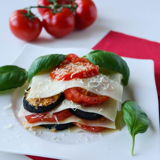 Rezeptbild: Lasagnetürmchen mit Auberginen und Tomaten