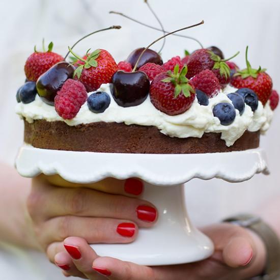 Rezeptbild: Beeren-Brownietorte