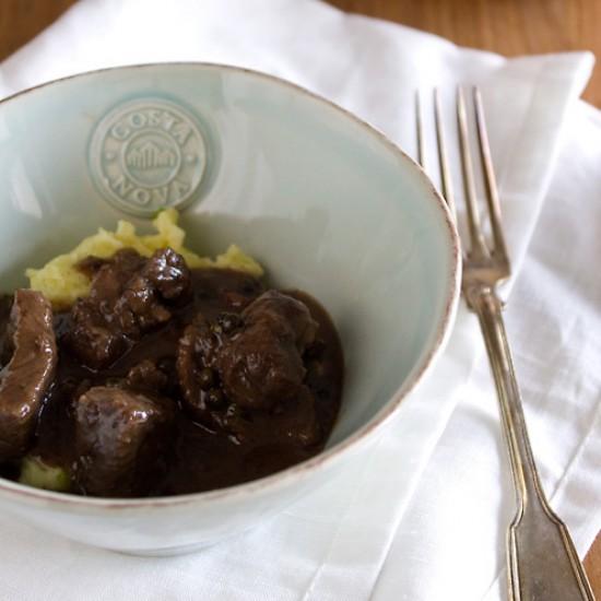Rezeptbild: Pfefferragout mit Kartoffelstampf