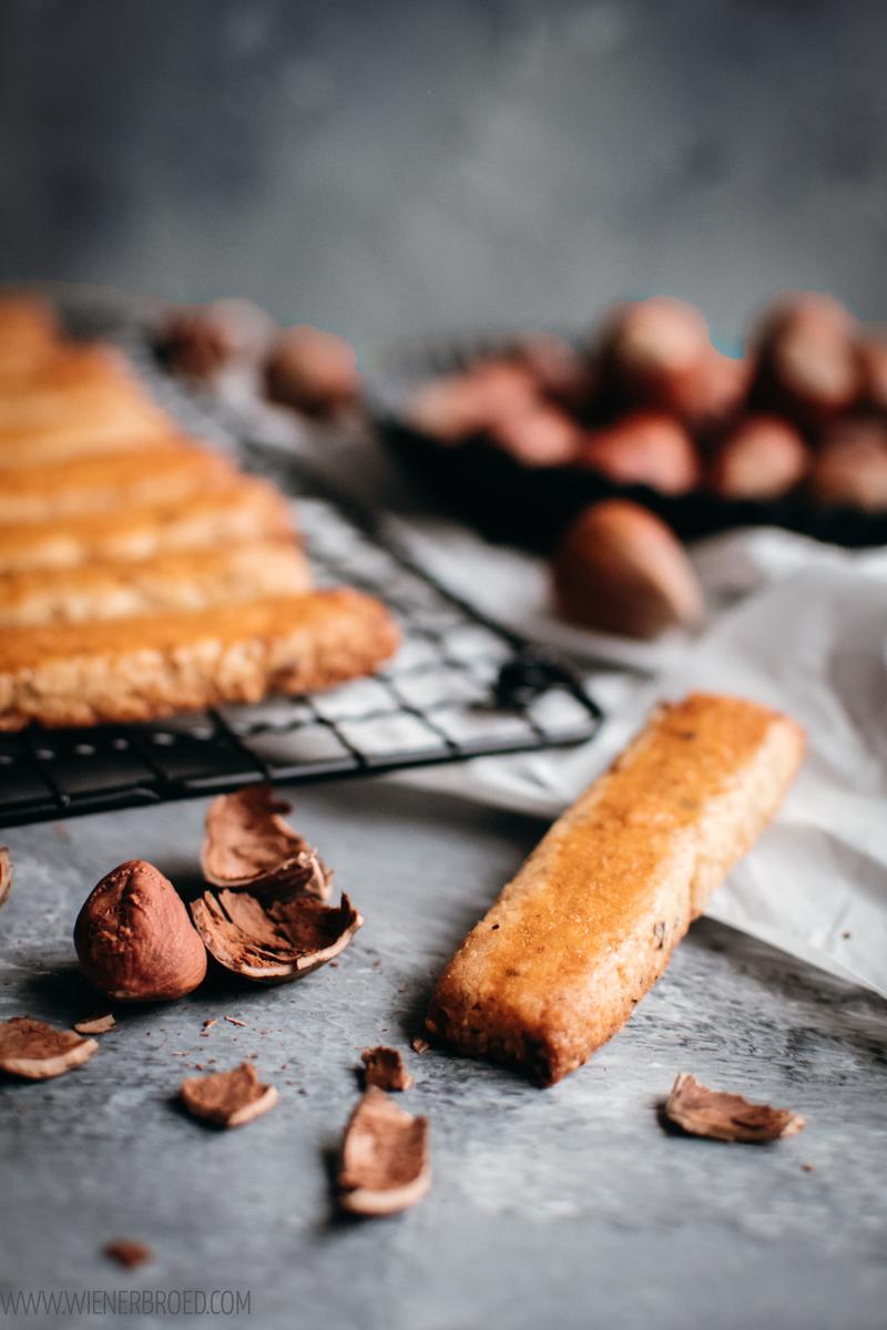 Rezeptbild: Schweizer Nuss-Stängeli