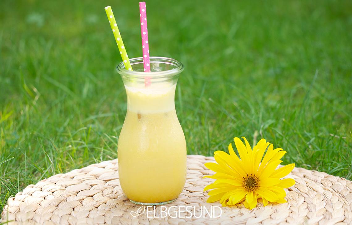 Rezeptbild: Eis-Shake der besonderen Art – Goldene Milch lässt den Sommer ausklingen!