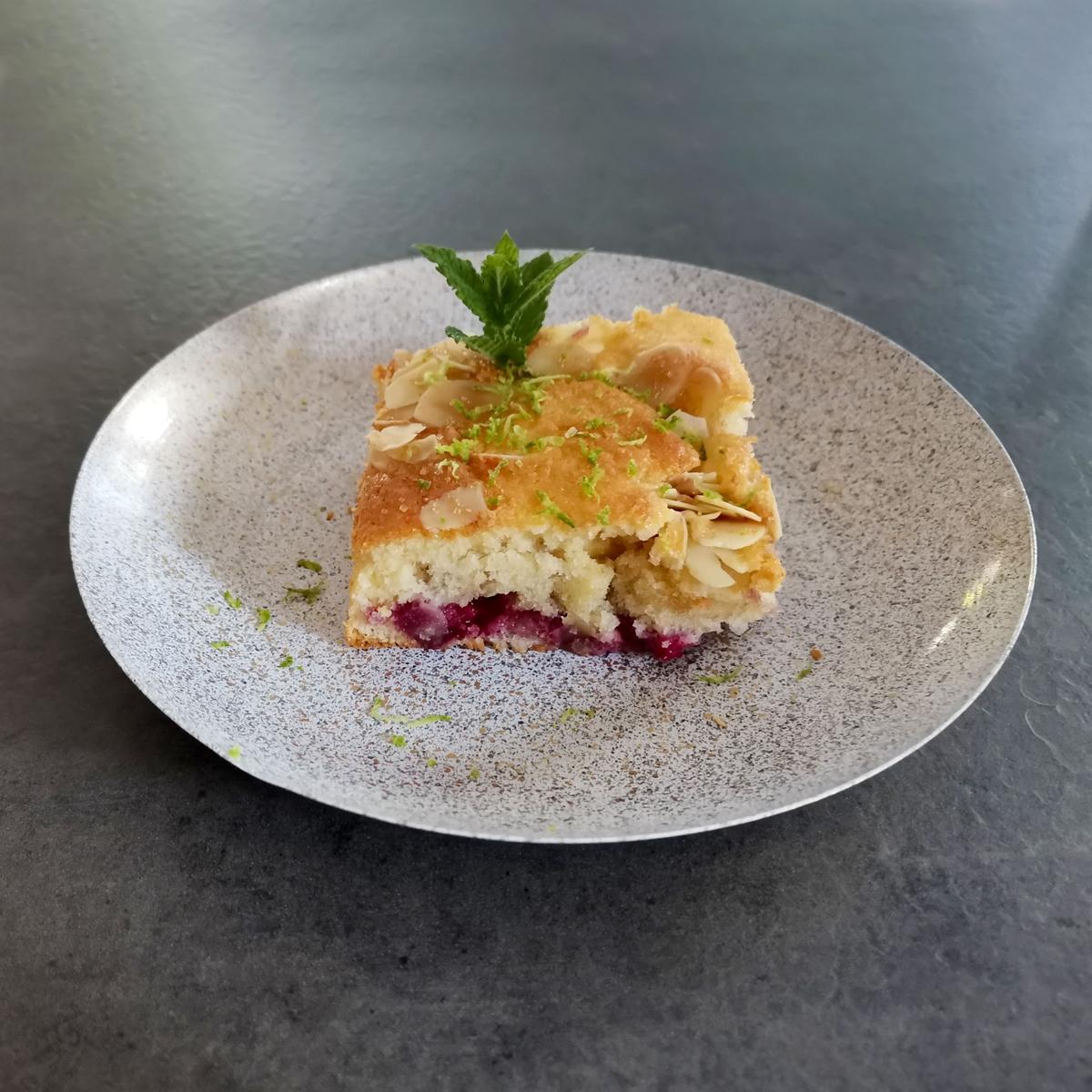 Rezeptbild: Schneller luftiger Himbeerkuchen