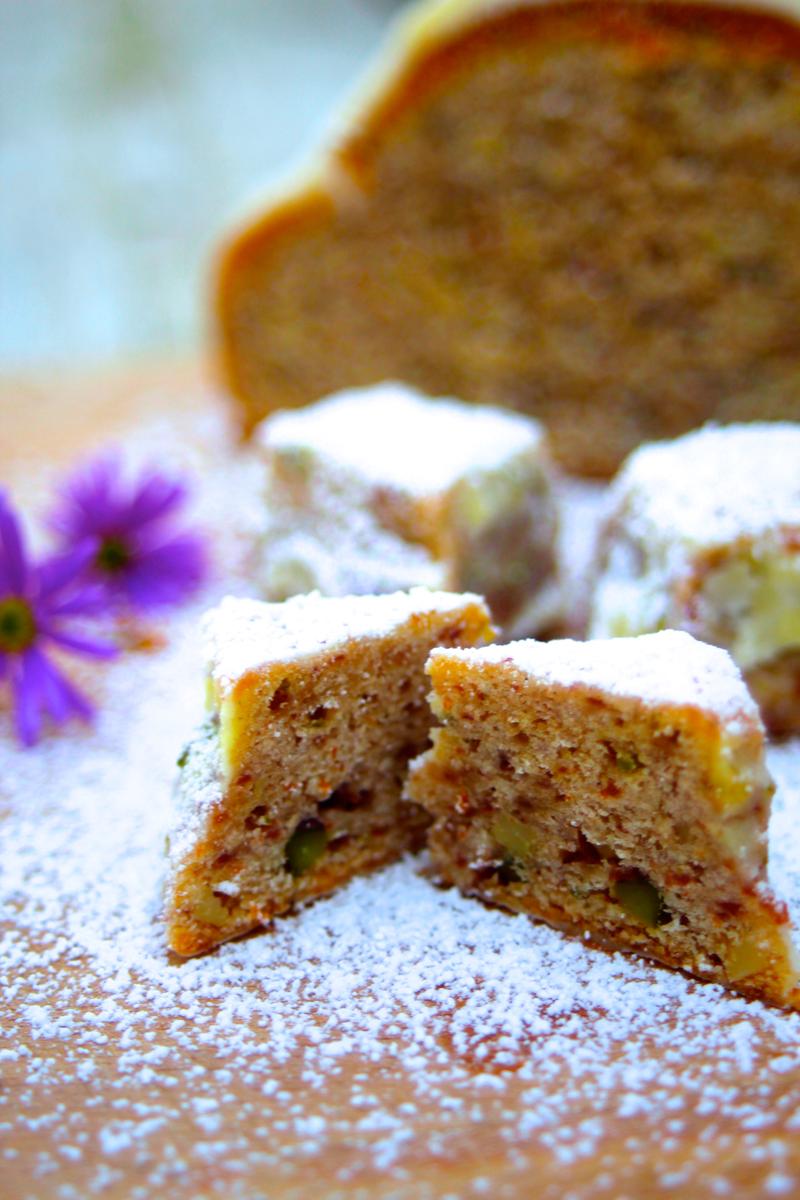 Rezeptbild: Stollenkonfekt mit Pistazien und Cranberries