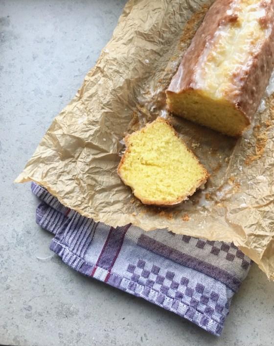 Rezeptbild: Zitroniger Zitronenkuchen