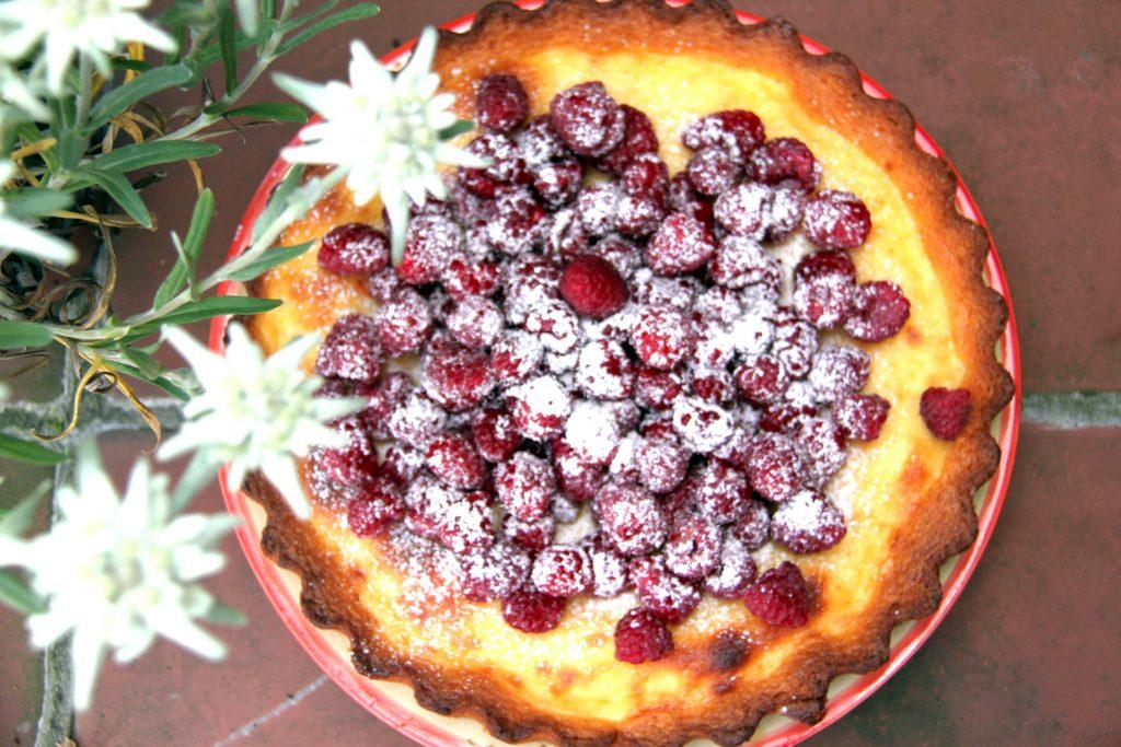 Rezeptbild: Kaesekuchen mit HImbeeren