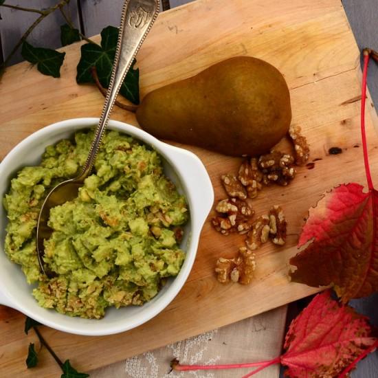 Rezeptbild: Avocado-Birnen-Aufstrich
