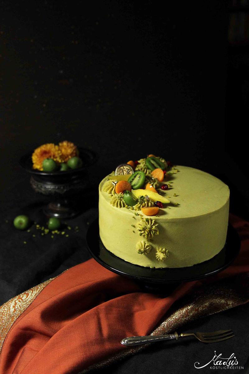 Rezeptbild: Pistazientorte mit Mango & Physalis