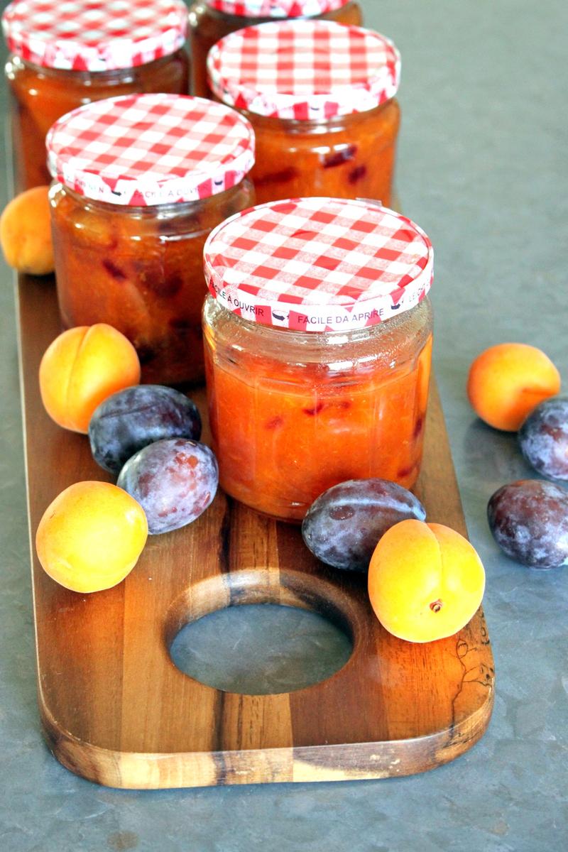 Rezeptbild: Aprikosen-Zwetschgen Konfituere mit Vanille