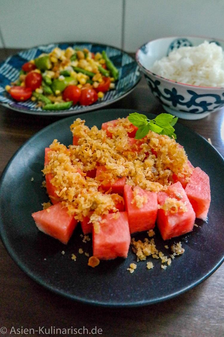 Rezeptbild: Wassermelone mit Fischflakes