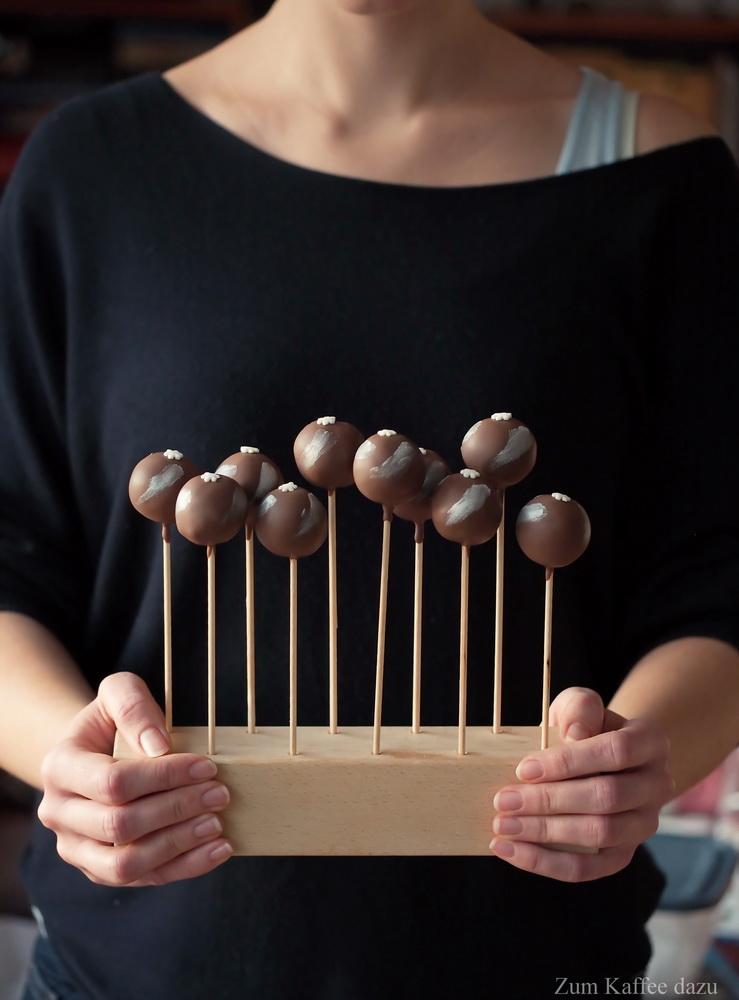 Rezeptbild: Mohn-Cake Pops mit Marzipan