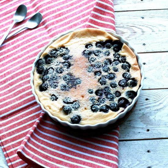 Rezeptbild: Clafoutis mit Heidelbeeren