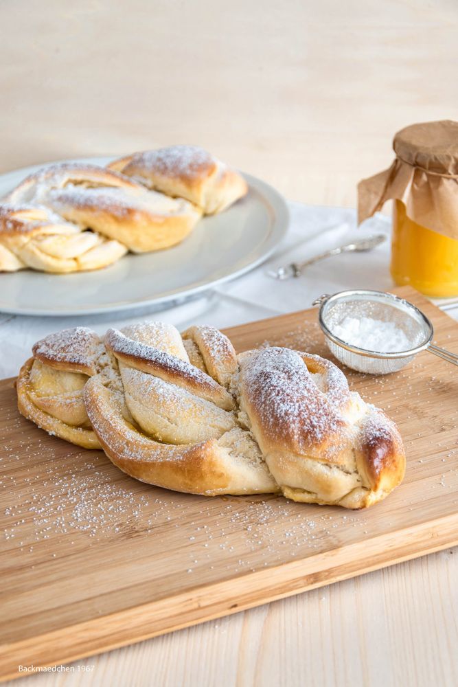 Rezeptbild: Striezel mit Lemon Curd