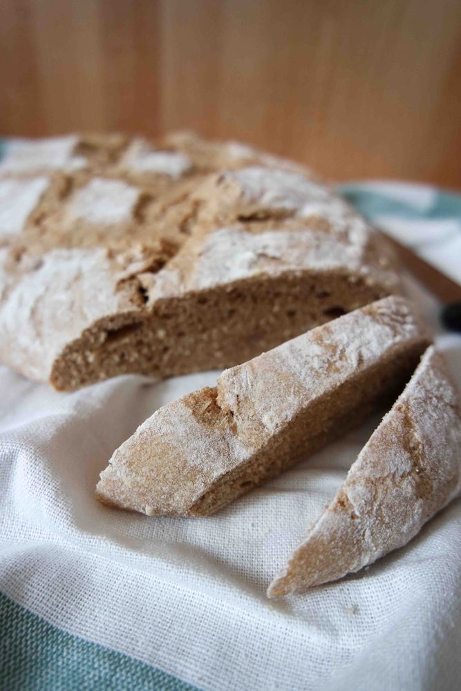 Rezeptbild: Dinkel-Sauerteigbrot