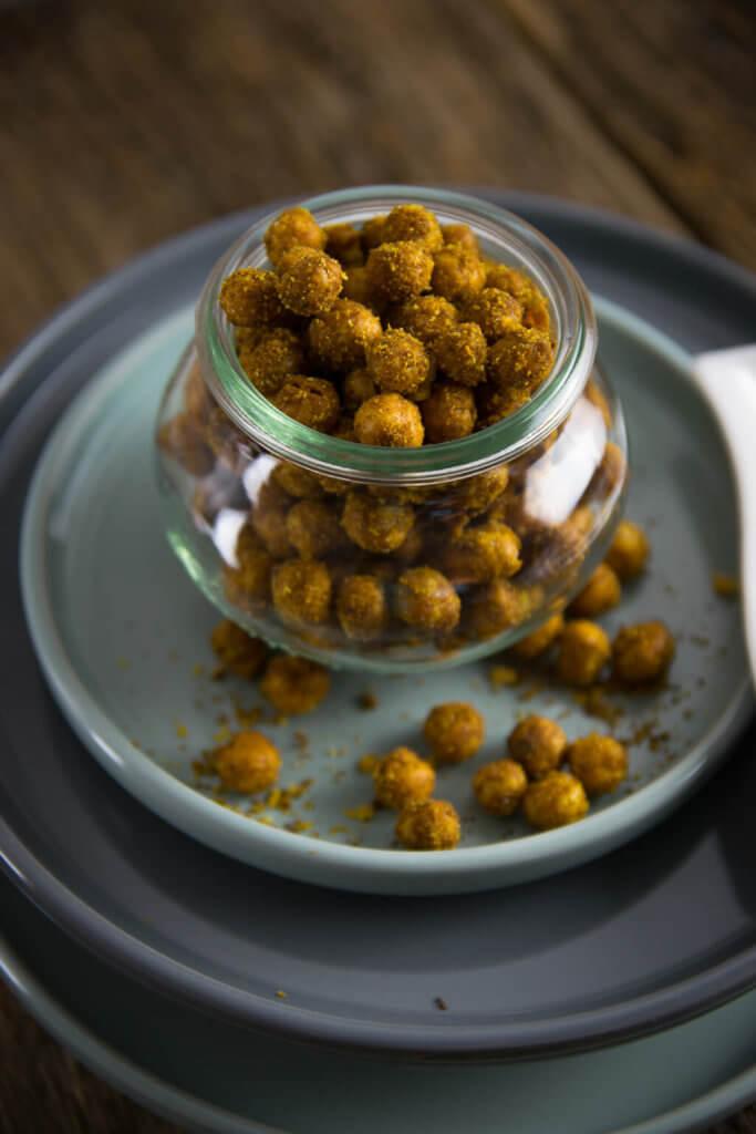 Rezeptbild: Gesund snacken mit gerösteten Kichererbsen