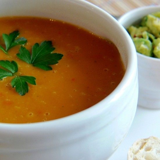 Rezeptbild: Süßkartoffelchilisuppe mit Avocadotartar