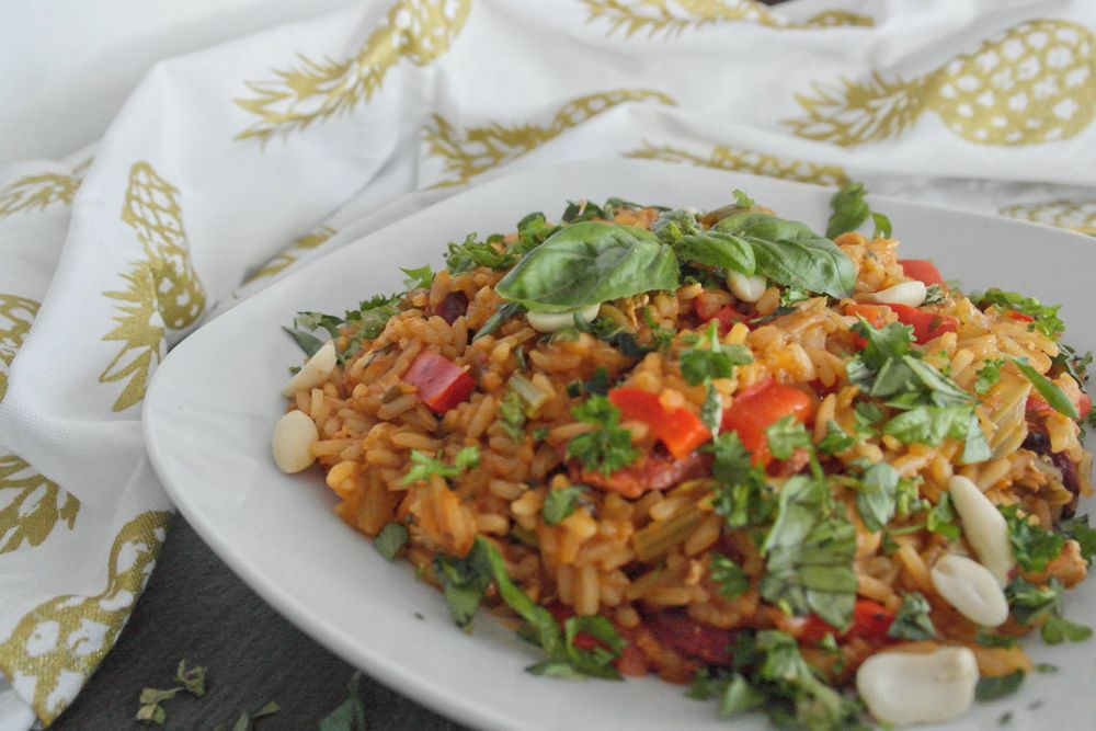 Rezeptbild: One-Pot Jambalaya mit Hühnchen und frischen Kräutern