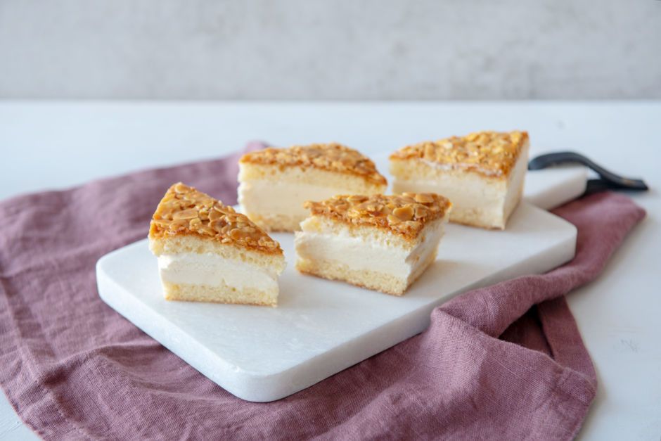Rezeptbild: Bienenstich-Eissandwich