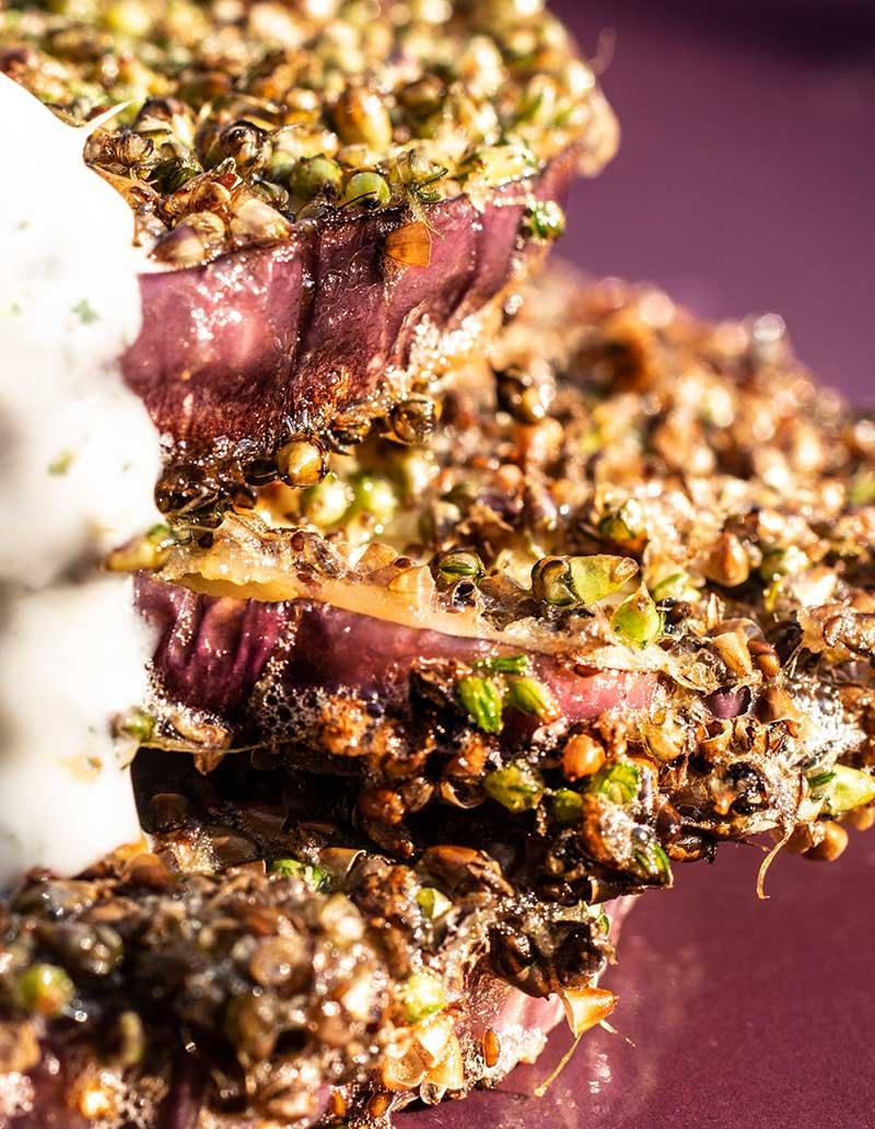 Rezeptbild: Auberginenscheiben mit Breitwegerich-Panade