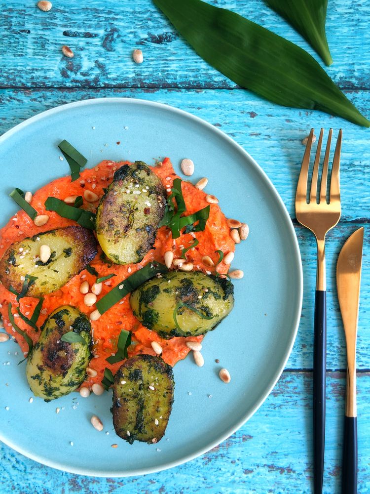 Rezeptbild: BÄRLAUCHKARTOFFELN MIT PAPRIKA AIOLI