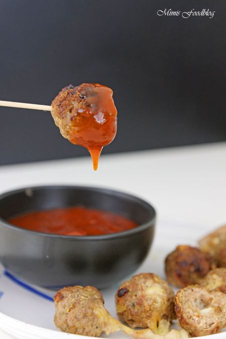 Rezeptbild: Gefüllte Chili-Hackbällchen mit Käse