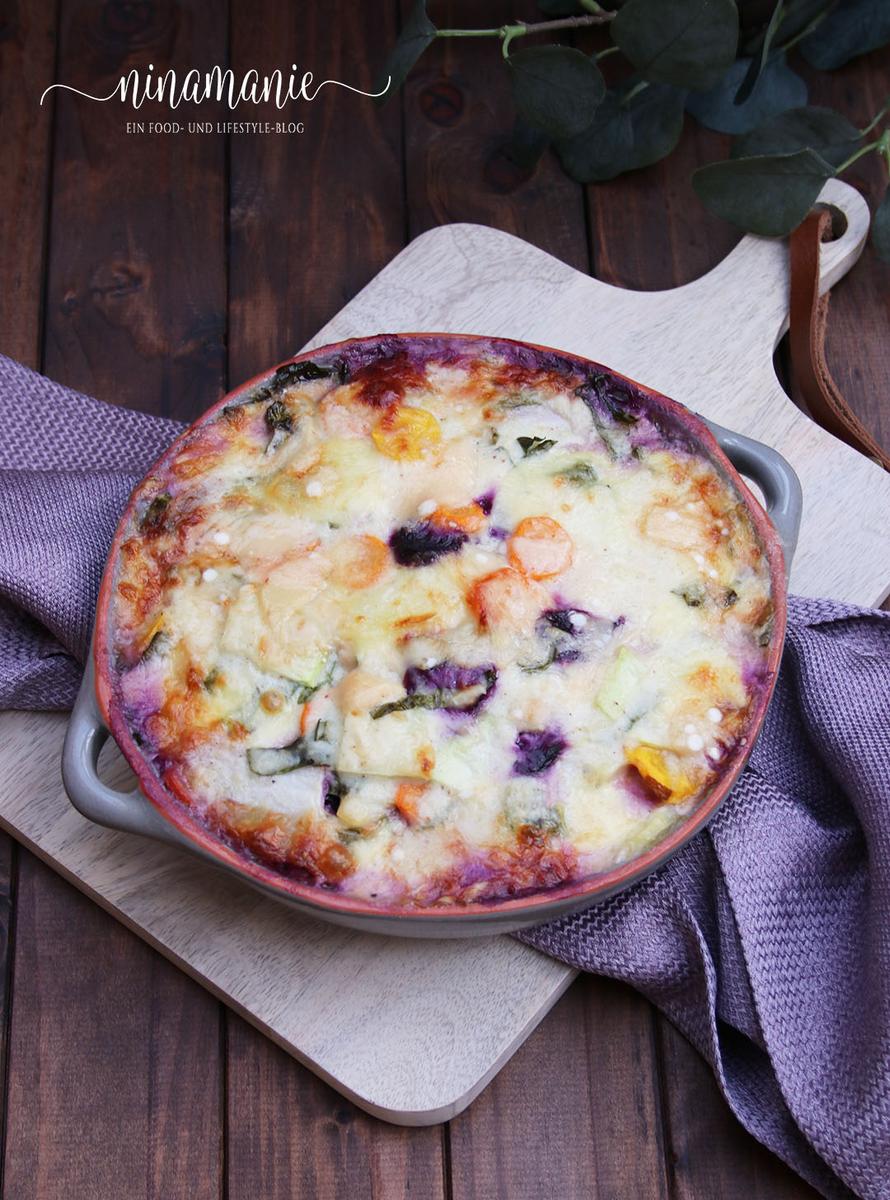 Rezeptbild: Bunter Möhren-Kohlrabi-Kartoffel-Auflauf