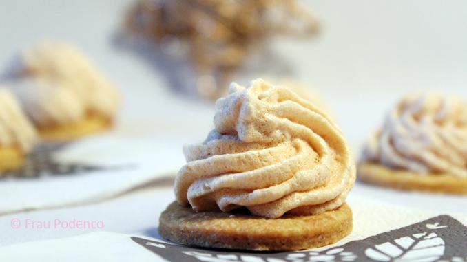 Rezeptbild: Feenküsse mit Nougatfüllung