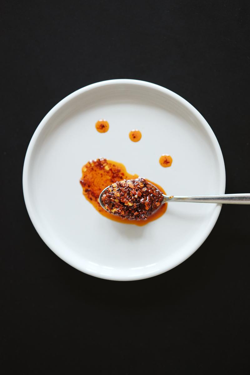 Rezeptbild: Chinesisches Chiliöl mit Szechuanpfeffer, Sternanis und Zimt