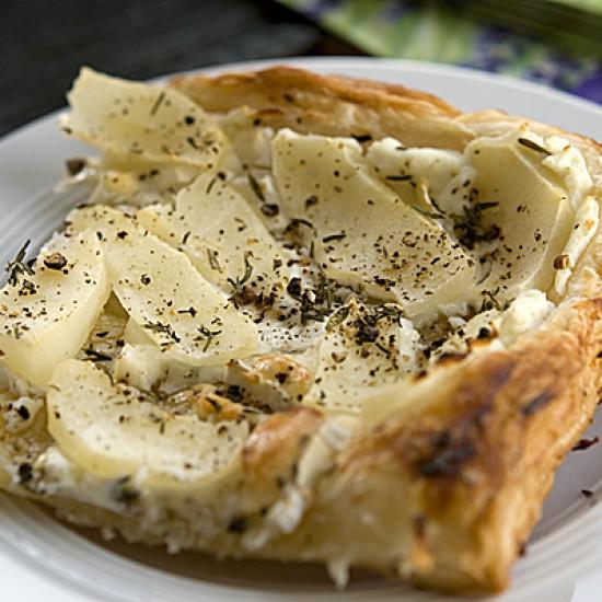 Rezeptbild: Feuilleté mit Birnen und Ziegenkäse