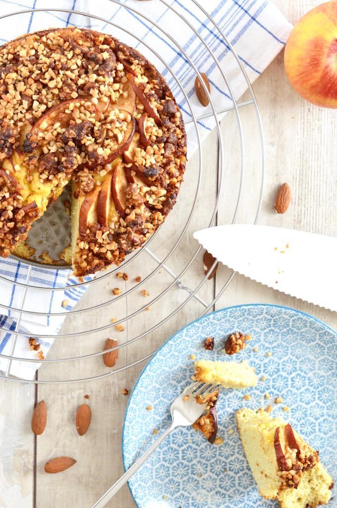 Rezeptbild: Low Carb Apfelkuchen mit Mandelcrumble