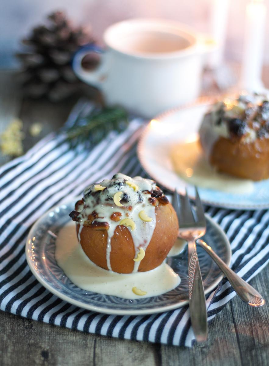 Rezeptbild: Bratäpfel mit selbst gemachter Vanillesoße