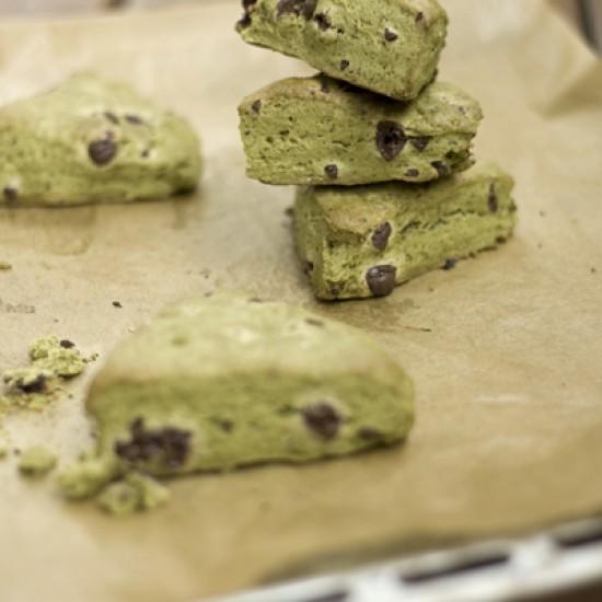 Rezeptbild: Matcha-Schokoladen-Scones