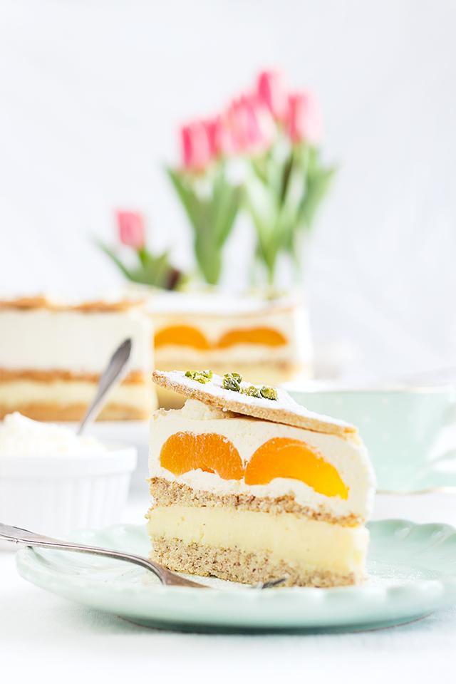 Rezeptbild: Aprikosen-Pudding-Sahnetorte