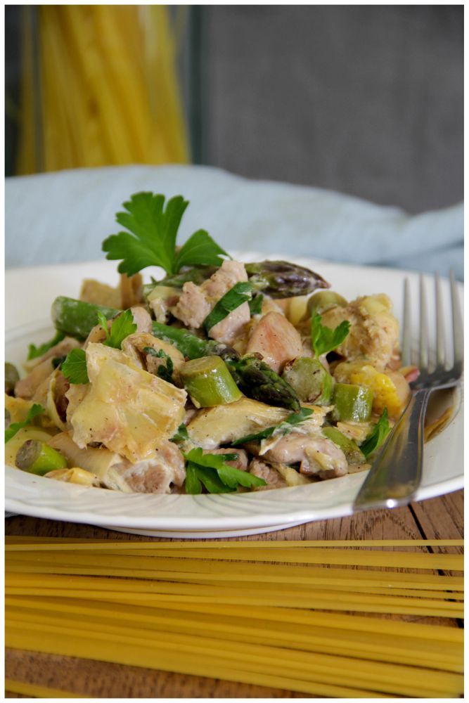Rezeptbild: Pasta mit Artischocke, grünem Spargel und Pute