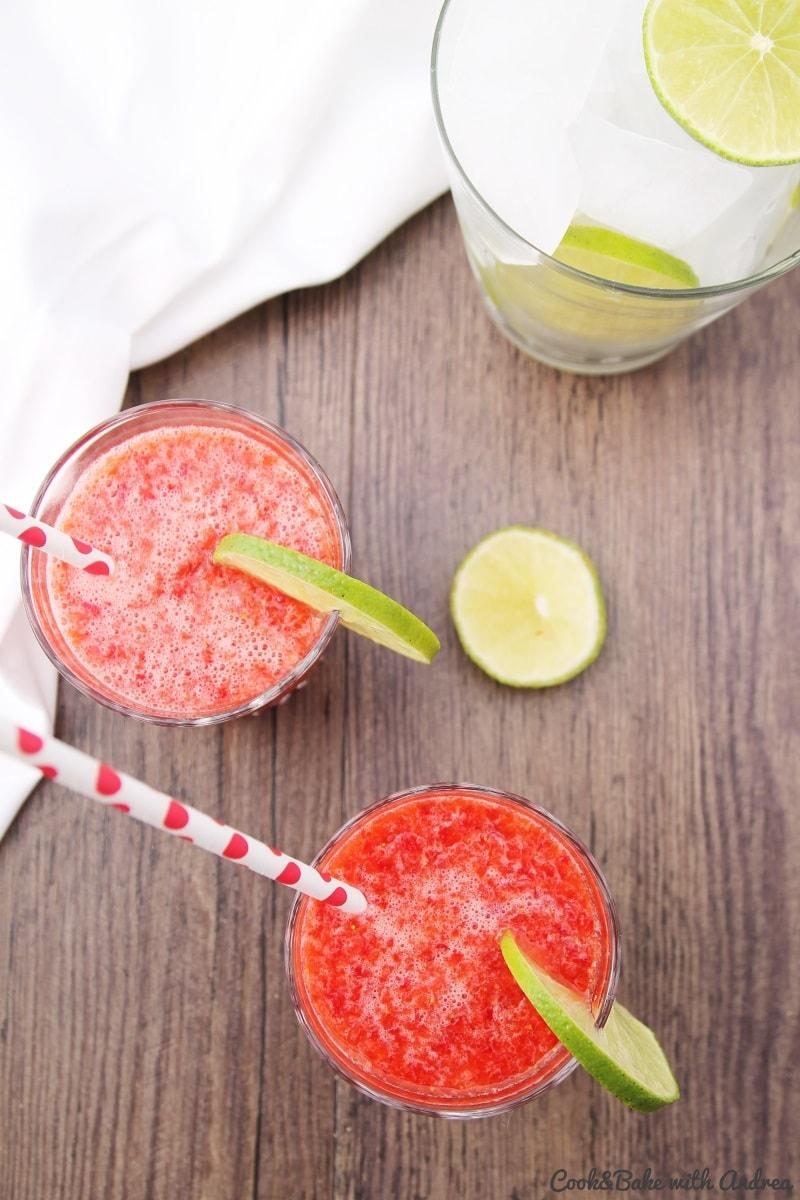Rezeptbild: Geeiste Erdbeerlimonade